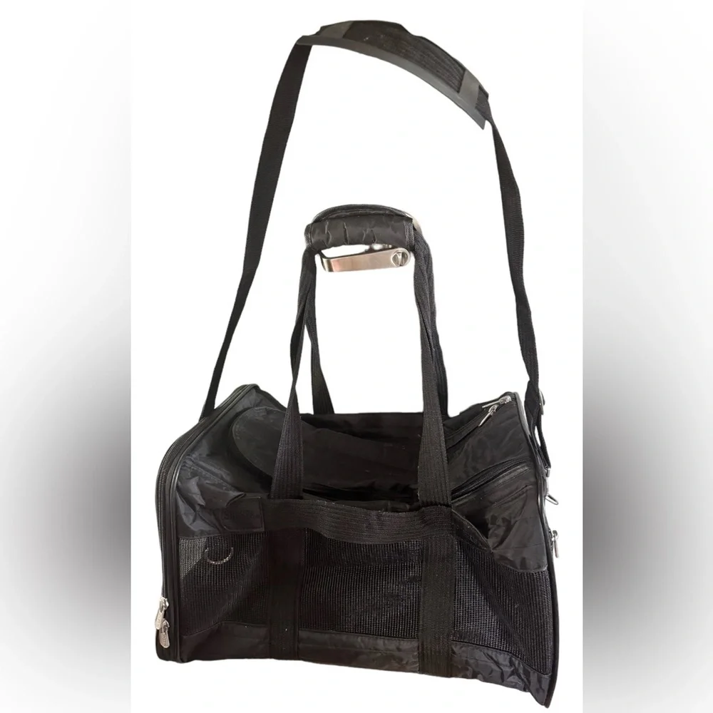 Sherpa Airline Approved Pet Carrier, Large, Black
